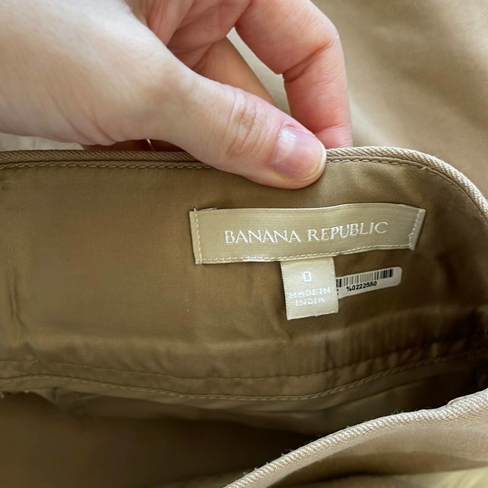 Banana Republic Tan Pencil Skirt - Picture 2 of 8
